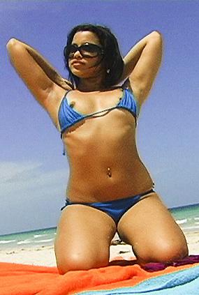  [LivingWithAnna.com / BangBros.com] Anna / Анна подцепила парняжку на пляже (At The Beach With Anna's Sexy Ass / lr5255) [Teens, Hardcore, Handjob, Blowjob, Big Ass] (2010) SATRip