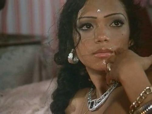  Красавицу с обалденнейшей грудью имеют в изумительную попку / Tabatha Cash (1995) DVDRip (1995) DVDRip