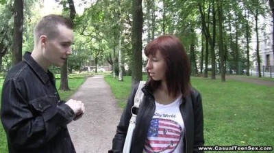 Первокурсница очень любит член
