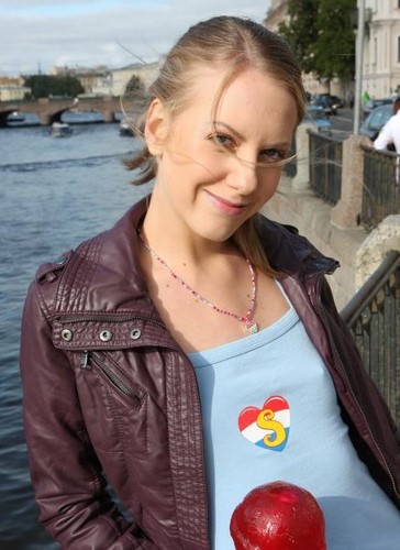 Карина любит в попку